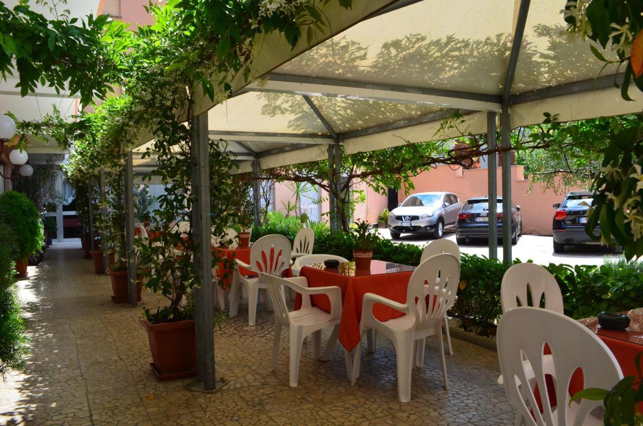 Hotel I Due Gabbiani Citr 9006 Marina dʼMarina dʼAndora 외부 사진