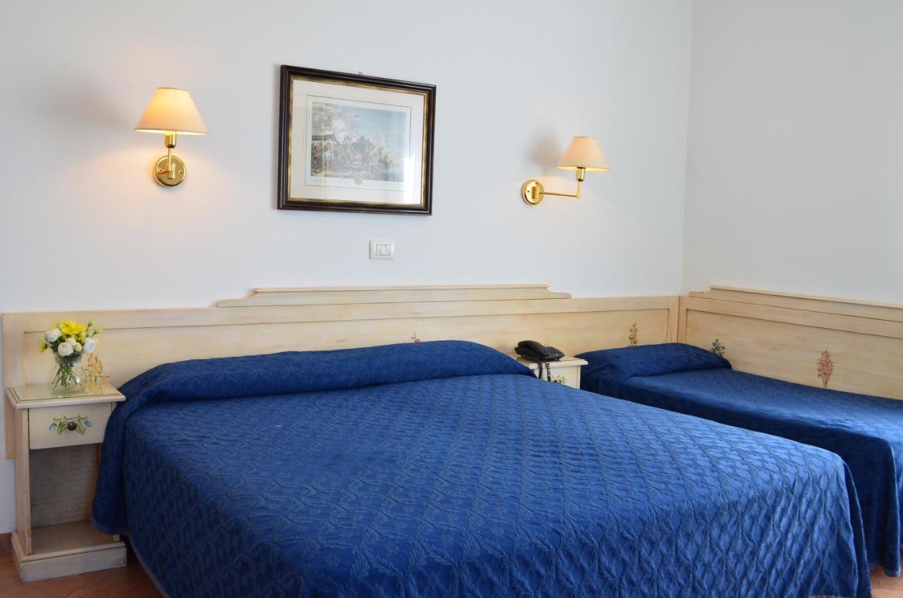 Hotel I Due Gabbiani Citr 9006 Marina dʼMarina dʼAndora 외부 사진